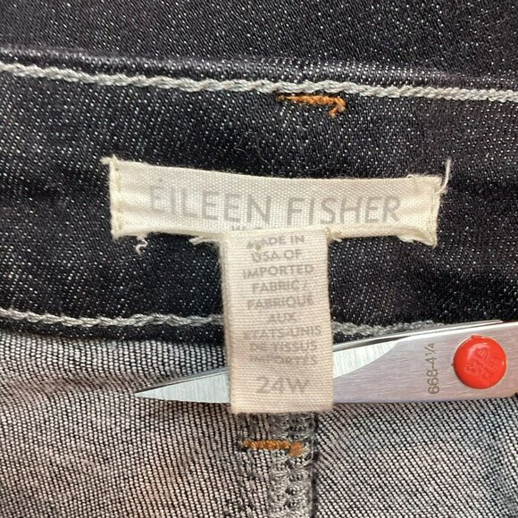 Eileen Fisher Womens 24W Black Denim Jeans Organic Cotton Blend Straight - Picture 8 of 9